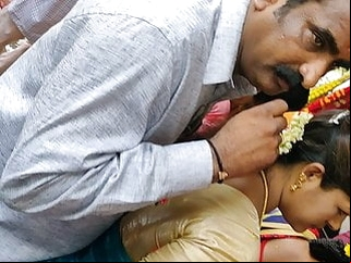 hidden camera amateur Desi pervert caught in the act 4 (pert 1)